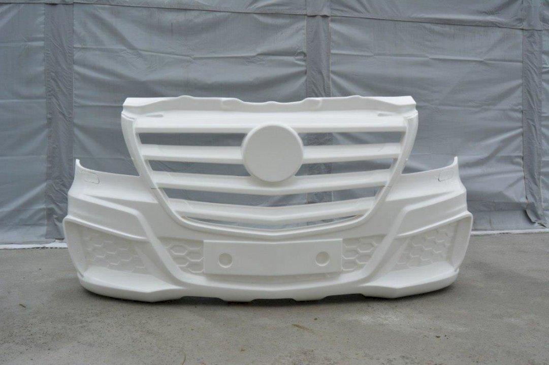 Maxton Design - Aftermarket  Front Bumper + Separate Grill Mercedes Sprinter Standard Mk2 Facelift