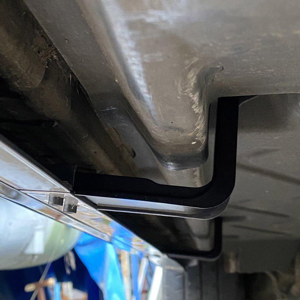 For VW T6 SWB Side Skirts Reflex Silver Plastic Painted and Ready to Fit (B-Grade)