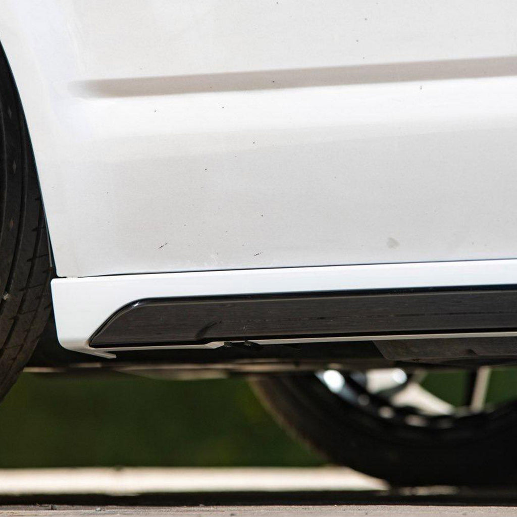 For VW T6 SWB Side Skirts Candy White Plastic Painted and Ready to Fit (B-Grade)