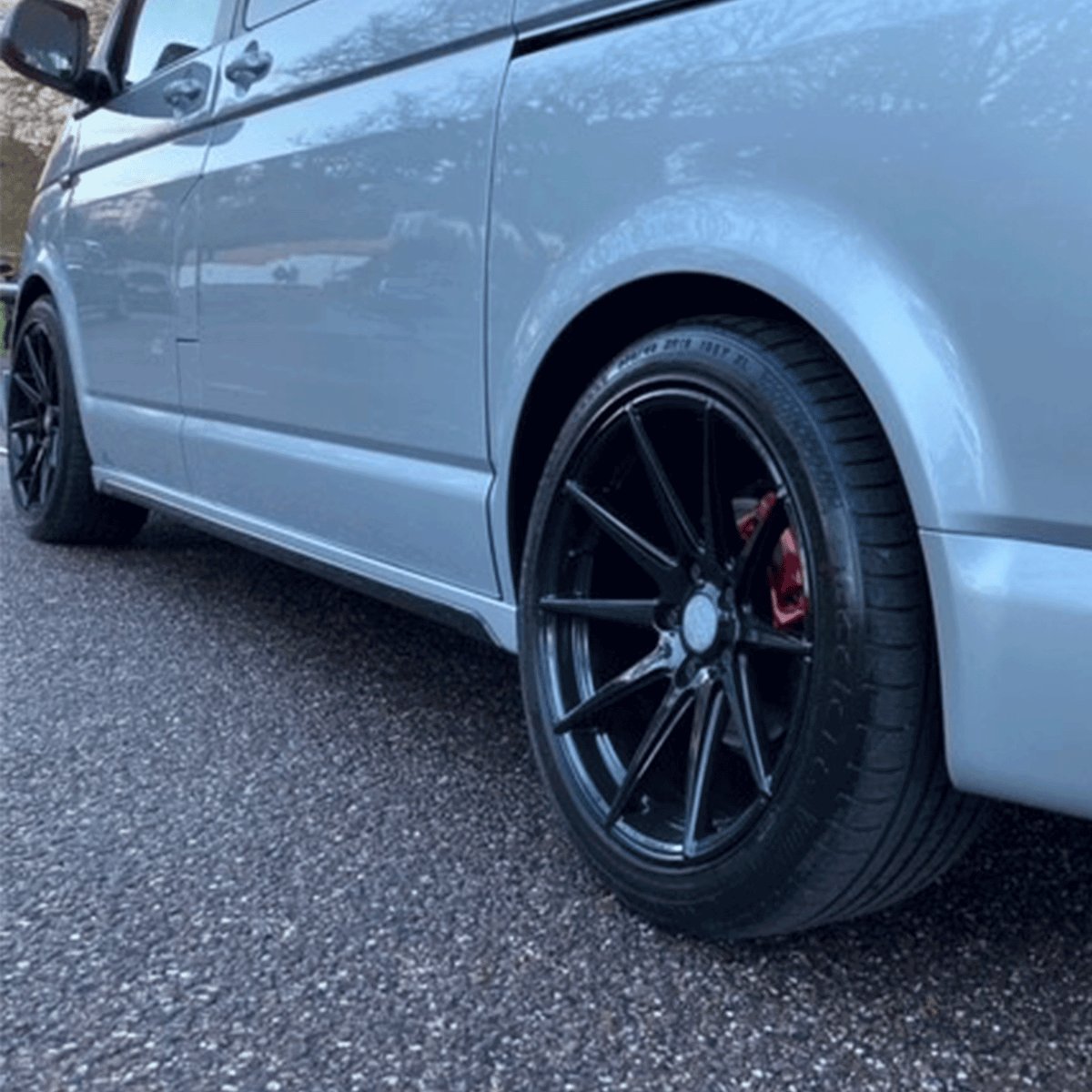 For VW T6 SWB Side Skirts Reflex Silver Plastic Painted and Ready to Fit (B-Grade)